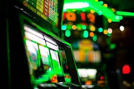 Number Roulette spinning wheel with number grid betting layout on klikwin88 login